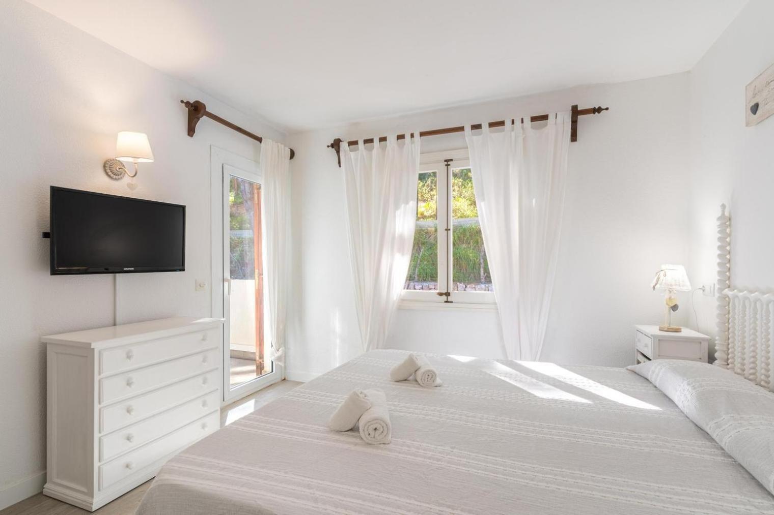Beautiful In Cala Sant Vicente-can Botana Community * Cala de Sant Vicenc
