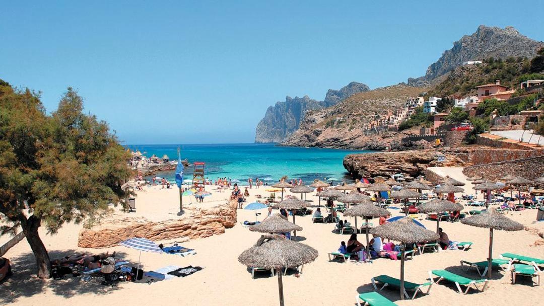 Ferienhaus Beautiful In Cala Sant Vicente-can Botana Community