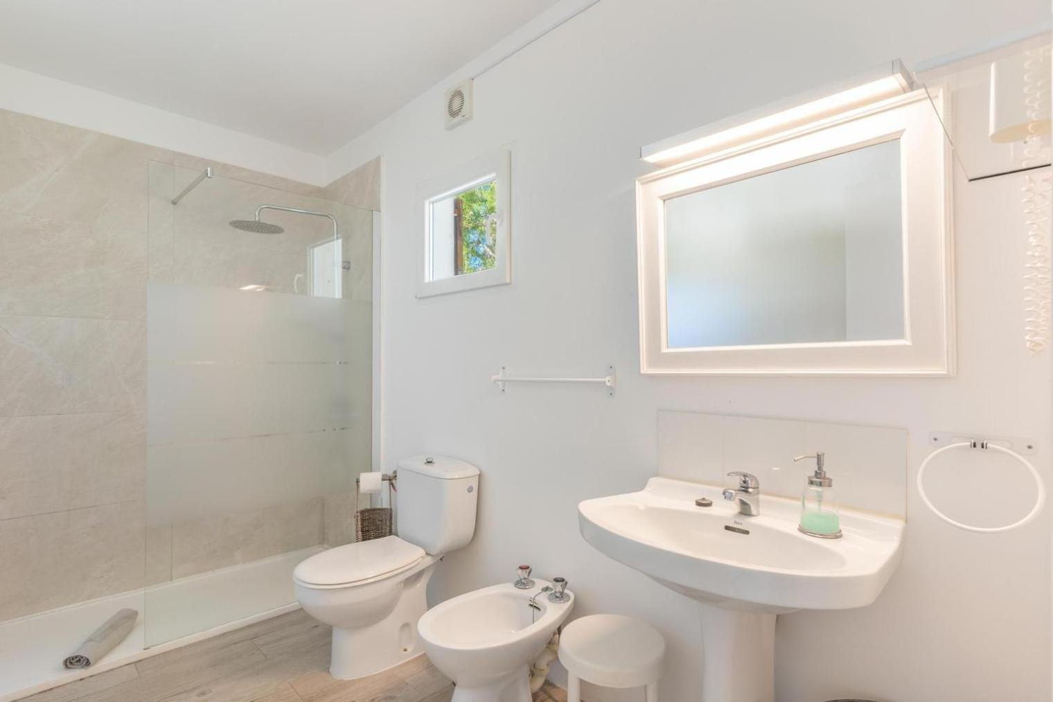Beautiful In Cala Sant Vicente-can Botana Community Ferienhaus *